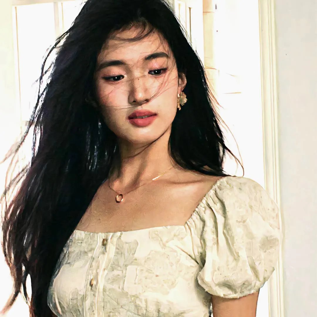 4个人各自有着自己的秘密